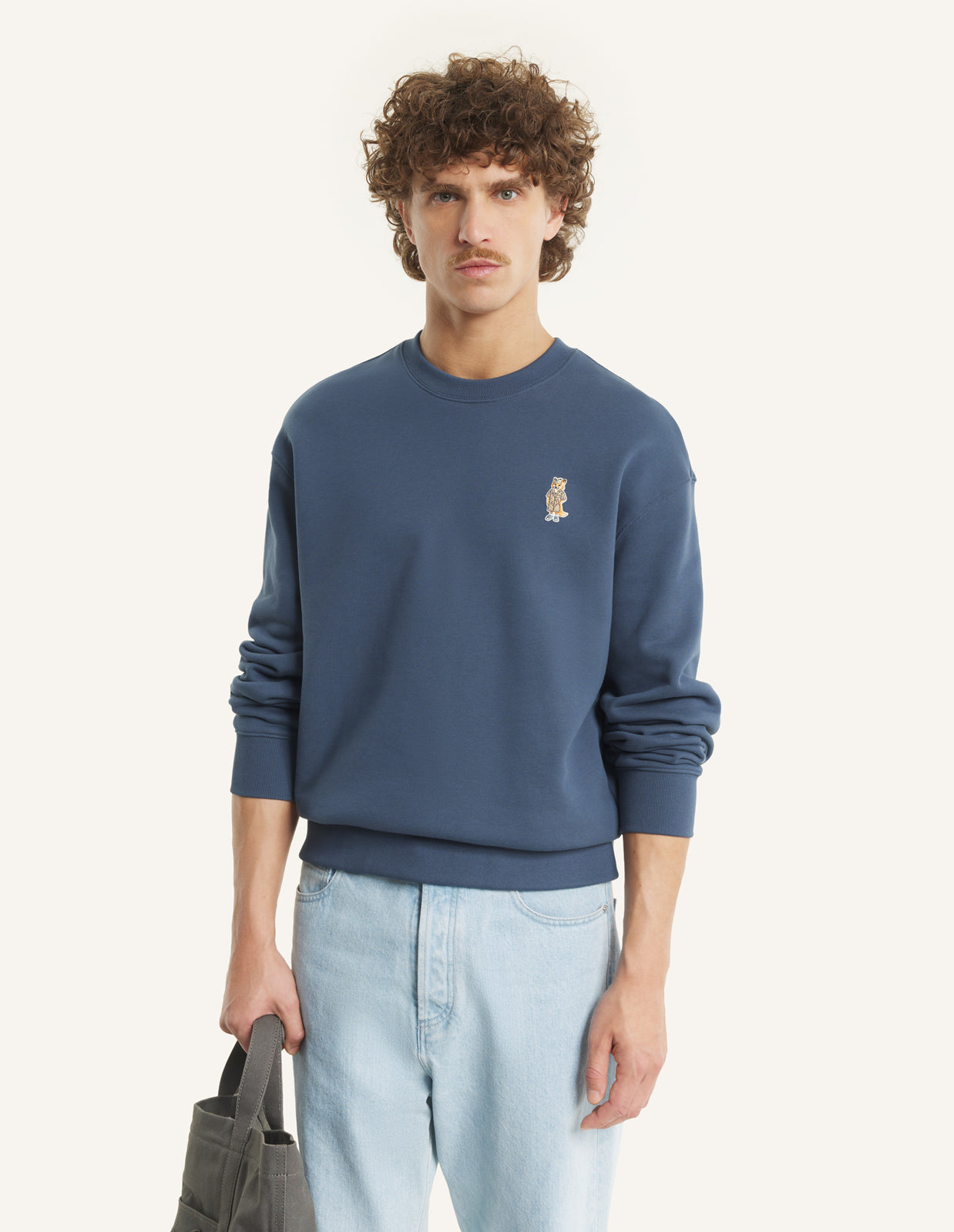 DRESSED FOX COMFORT SWEATSHIRT