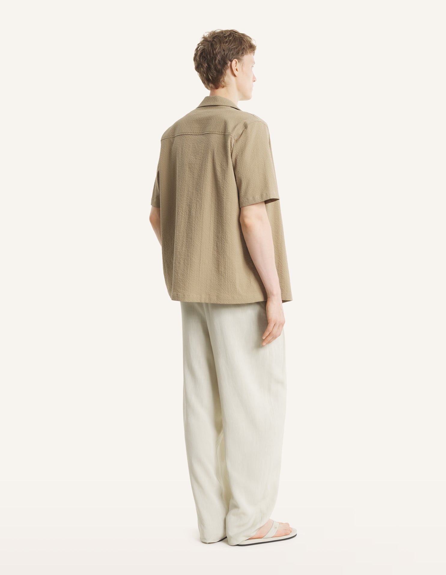 TAILORED PLEATED PANTS