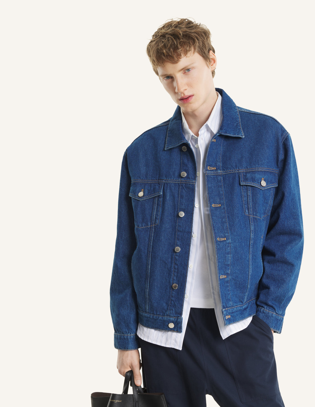 DENIM TRUCKER JACKET