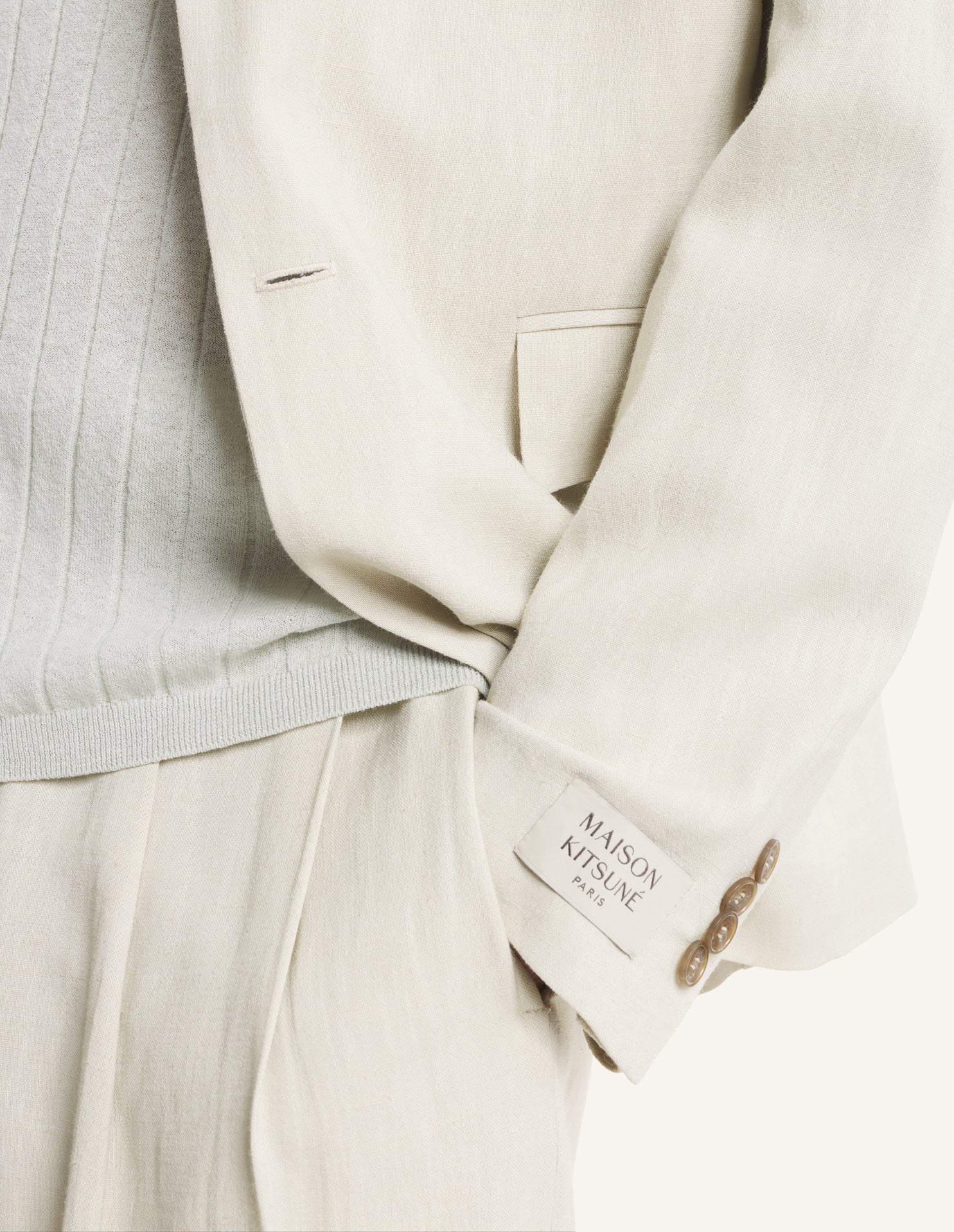 TAILORED JACKET