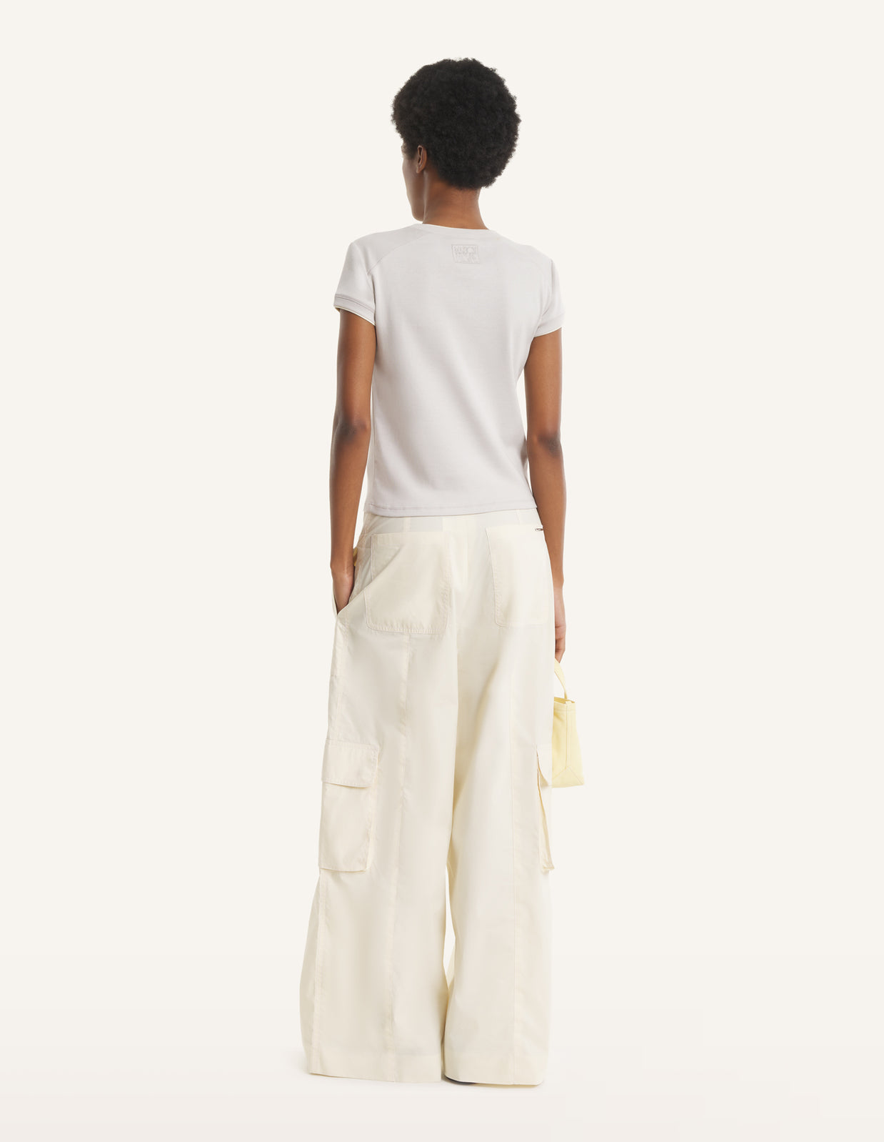 CONTRASTED RIB FITTED TEE-SHIRT