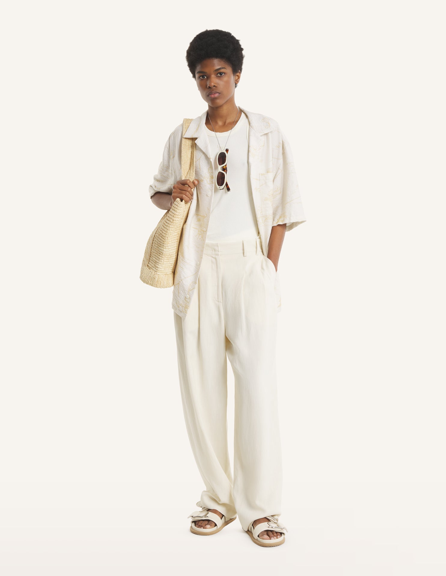 TAILORED PLEATED PANTS