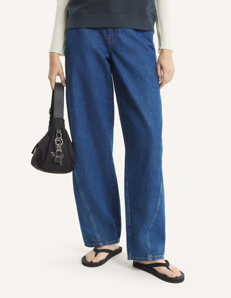 TAPERED JEANS