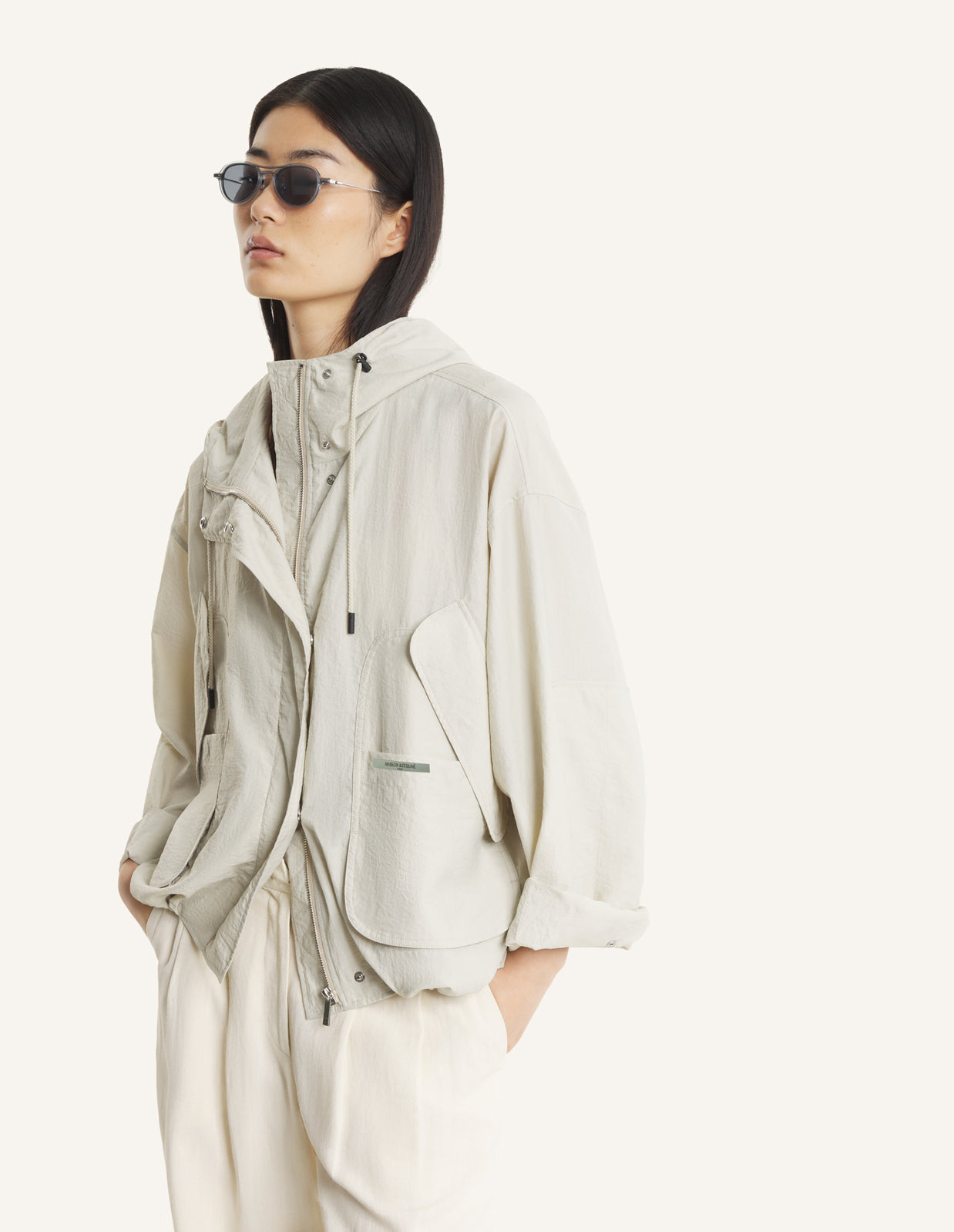 SPORTY WINDBREAKER