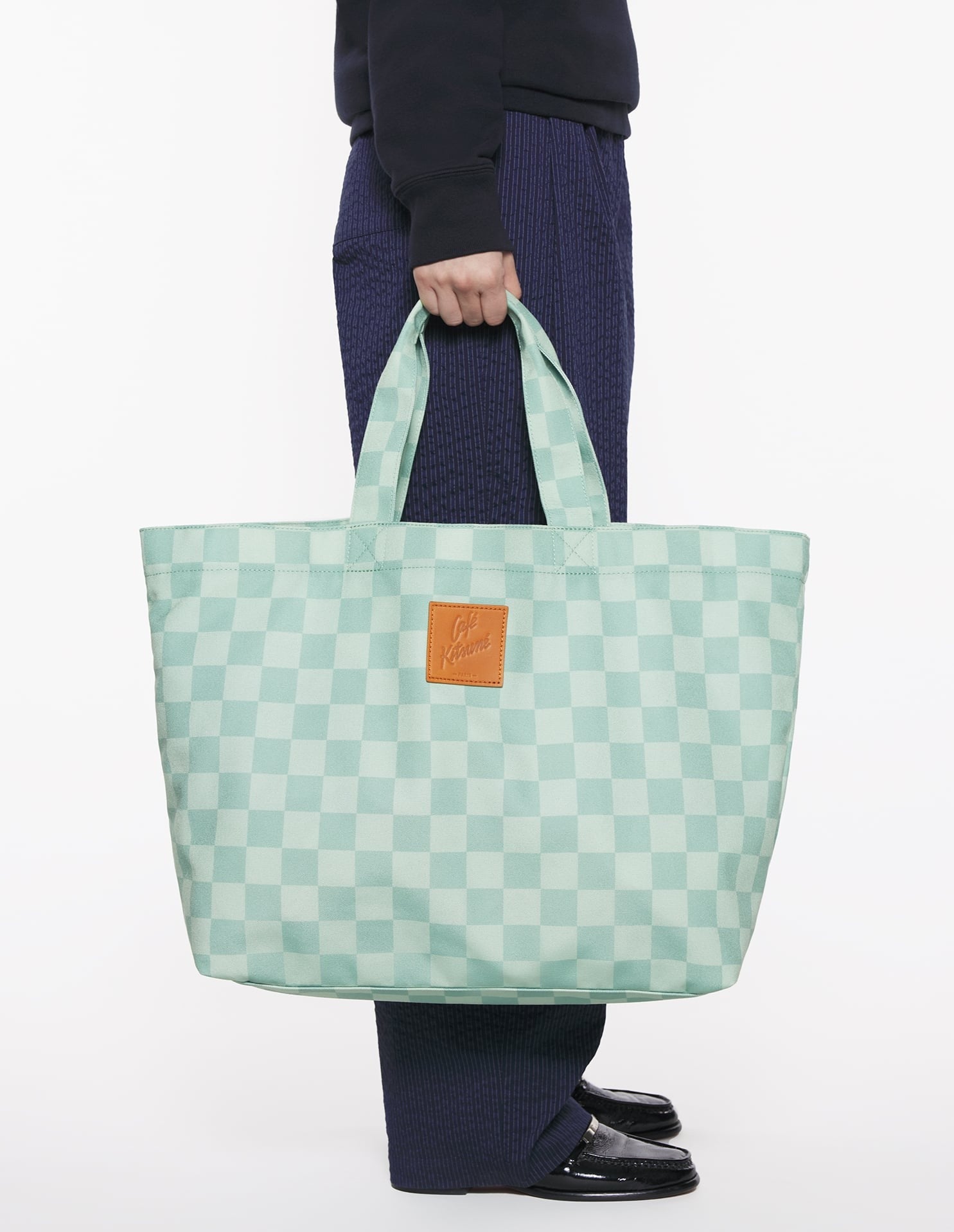 CAFE KITSUNE CHECKERBOARD MAXI TOTE BAG