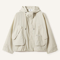 SPORTY WINDBREAKER